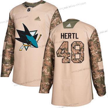 Adidas Miesten San Jose Sharks #48 Tomas Hertl Maastokuvio Aito 2017 Veterans Day Ommeltu NHL Paita