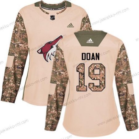 Adidas Naisten Arizona Coyotes #19 Shane Doan Maastokuvio Aito 2017 Veterans Day Ommeltu NHL Paita